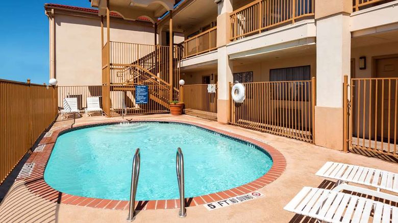<b>Days Inn San Antonio Northwest/Seaworld Pool</b>. Images powered by <a href="https://iceportal.shijigroup.com/" title="IcePortal" target="_blank">IcePortal</a>.