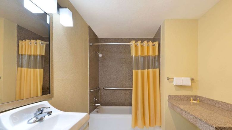 <b>Days Inn San Antonio Northwest/Seaworld Room</b>. Images powered by <a href="https://iceportal.shijigroup.com/" title="IcePortal" target="_blank">IcePortal</a>.