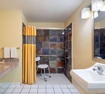 Days Inn San Antonio Northwest/Seaworld Room