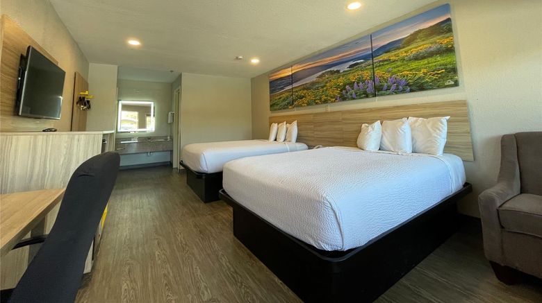 <b>Days Inn San Antonio Northwest/Seaworld Room</b>. Images powered by <a href="https://iceportal.shijigroup.com/" title="IcePortal" target="_blank">IcePortal</a>.