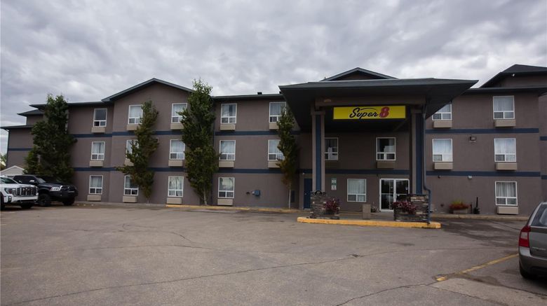 Super 8 Whitecourt Exterior. Images powered by <a href="https://iceportal.shijigroup.com" target="_blank" rel="noopener">Ice Portal</a>.