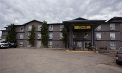 Super 8 Whitecourt