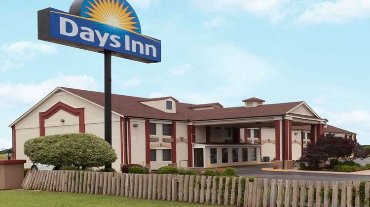 Days Inn Shawnee Exterior
