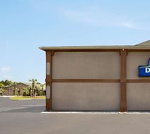 Days Inn Interstate Highway 95 Exterior