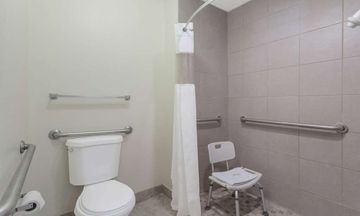 Travelodge by Wyndham Clarksville
