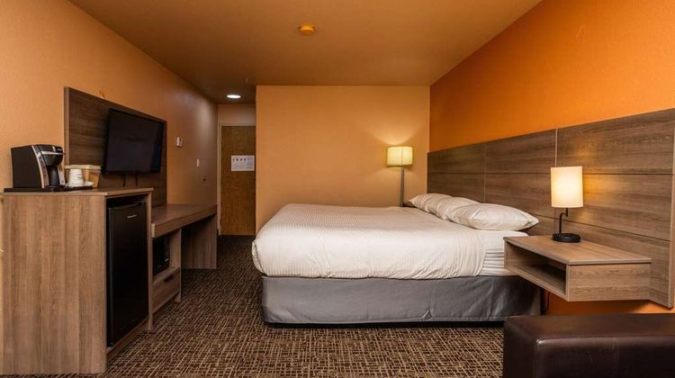 Ramada by Wyndham Cranbrook Room