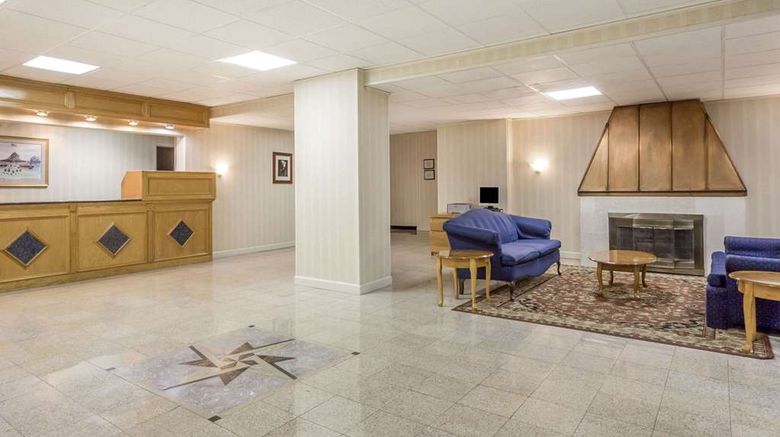 <b>Ramada Triangle/Quantico Lobby</b>. Images powered by <a href="https://iceportal.shijigroup.com/" title="IcePortal" target="_blank">IcePortal</a>.