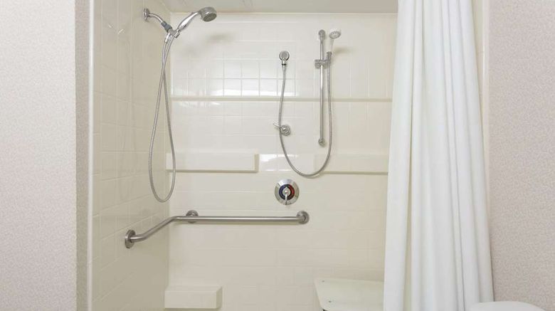 <b>Ramada Triangle/Quantico Room</b>. Images powered by <a href="https://iceportal.shijigroup.com/" title="IcePortal" target="_blank">IcePortal</a>.