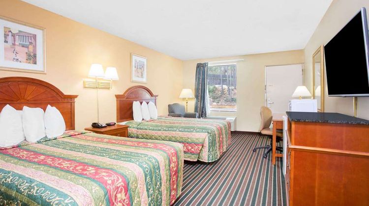 Knights Inn Aiken Room