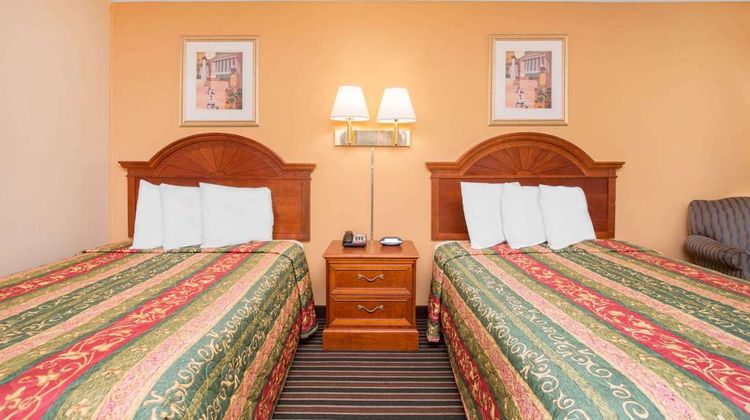 Knights Inn Aiken Room