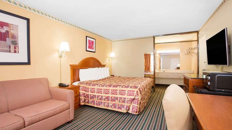 Knights Inn Aiken Room
