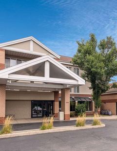 Days Inn and Suites Madison