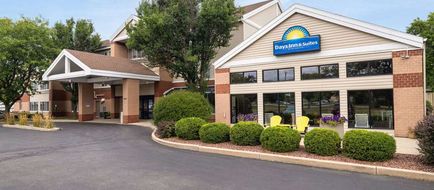 Days Inn and Suites Madison Exterior