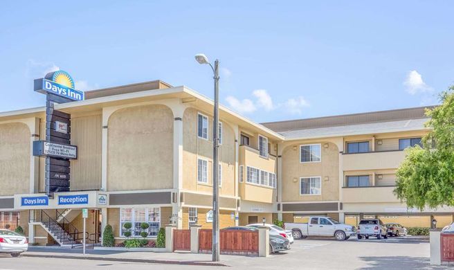 Days Inn Eureka CA Exterior