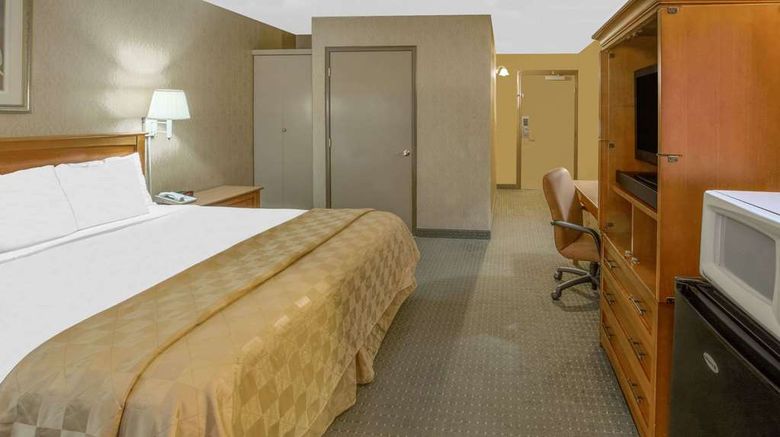 <b>Days Inn Eureka CA Room</b>. Images powered by <a href="https://iceportal.shijigroup.com/" title="IcePortal" target="_blank">IcePortal</a>.