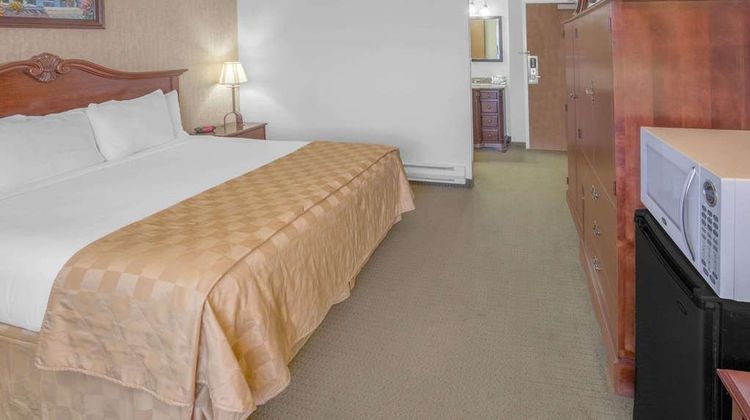 Days Inn Eureka CA Room