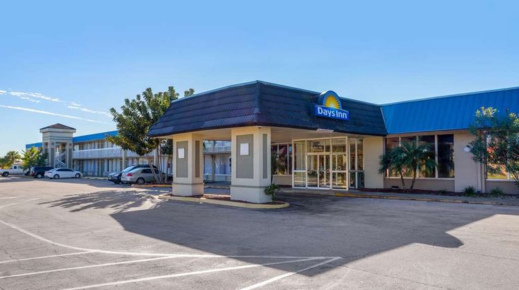 Days Inn Titusville Kennedy Space Center Exterior