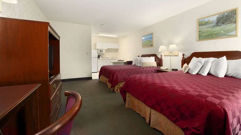 <b>Days Inn Augusta Fort Eisenhower Room</b>. Images powered by <a href="https://iceportal.shijigroup.com/" title="IcePortal" target="_blank">IcePortal</a>.