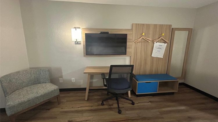 Days Inn Augusta Fort Eisenhower Room