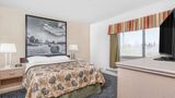 Super 8 Stettler Suite