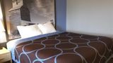 <b>Super 8 Swift Current Room</b>. Images powered by <a href="https://iceportal.shijigroup.com/" title="IcePortal" target="_blank">IcePortal</a>.