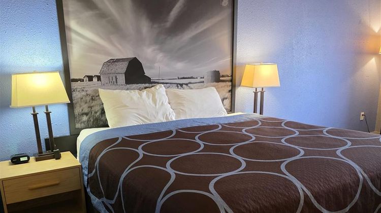 Super 8 Swift Current Room
