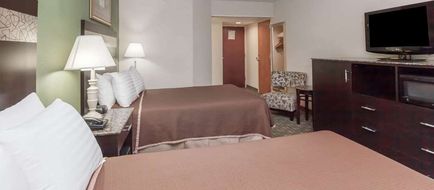 Howard Johnson Hotel Newark Airport Room