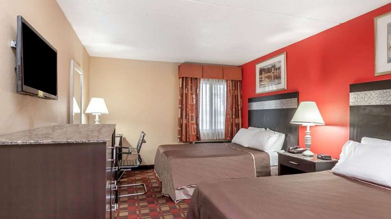 <b>Howard Johnson Hotel Newark Airport Room</b>. Images powered by <a href="https://iceportal.shijigroup.com/" title="IcePortal" target="_blank">IcePortal</a>.