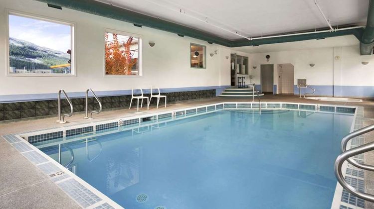 Super 8 Revelstoke Pool