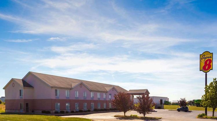 Super 8 Frankfort Exterior