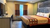 Super 8 Frankfort Room
