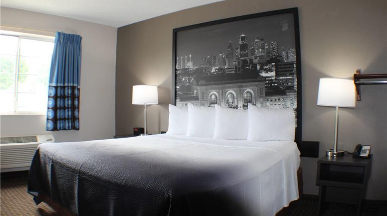 <b>Super 8 Gardner Room</b>. Images powered by <a href="https://iceportal.shijigroup.com/" title="IcePortal" target="_blank">IcePortal</a>.