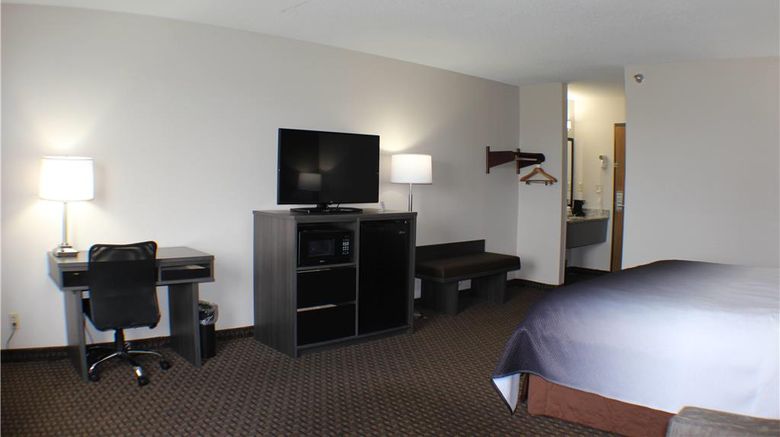 <b>Super 8 Gardner Room</b>. Images powered by <a href="https://iceportal.shijigroup.com/" title="IcePortal" target="_blank">IcePortal</a>.