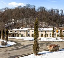 Super 8 Pittsburgh/Monroeville Exterior