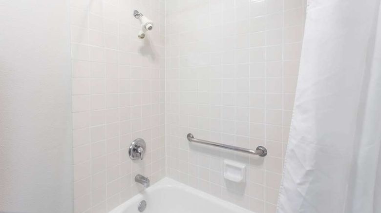 <b>Ramada Oceanside Room</b>. Images powered by <a href="https://iceportal.shijigroup.com/" title="IcePortal" target="_blank">IcePortal</a>.