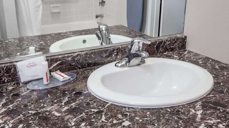 Ramada Oceanside Room