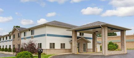 Super 8 Heath/Newark Exterior