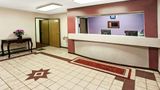 Super 8 Heath/Newark Lobby