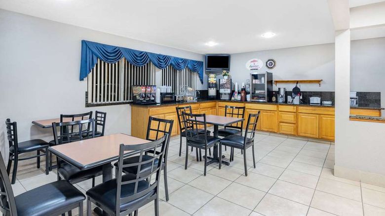 <b>Super 8 Richfield Other</b>. Images powered by <a href="https://iceportal.shijigroup.com/" title="IcePortal" target="_blank">IcePortal</a>.
