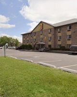 Super 8 Bridgeview/Chicago Area