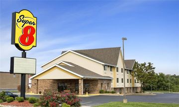 Super 8 Alton
