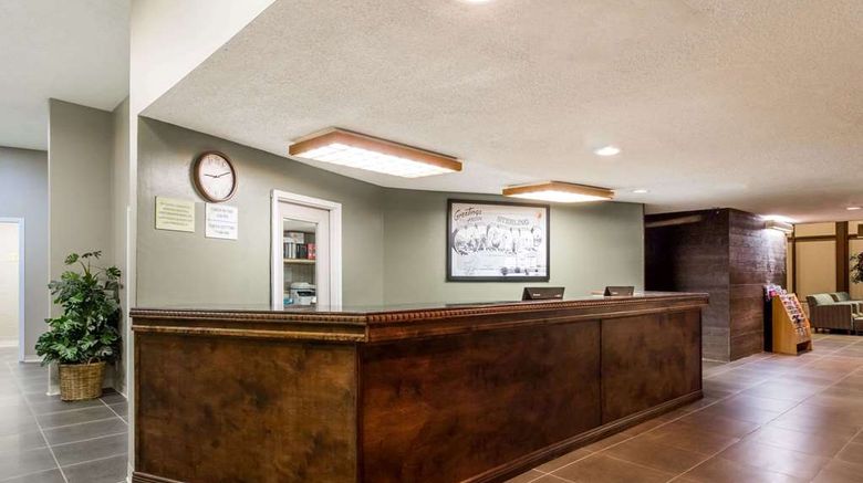 <b>Super 8 Sterling Lobby</b>. Images powered by <a href="https://iceportal.shijigroup.com/" title="IcePortal" target="_blank">IcePortal</a>.