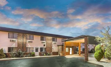 Super 8 Bourbonnais/Kankakee Area