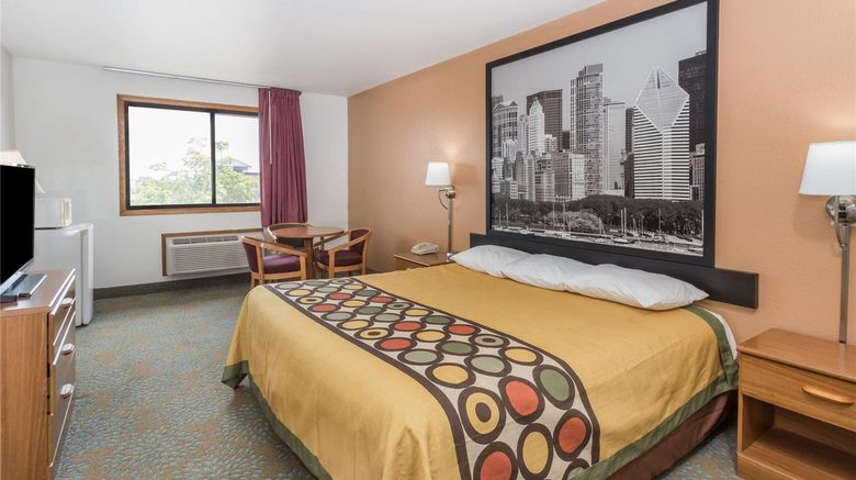 <b>Super 8 Bourbonnais/Kankakee Area Room</b>. Images powered by <a href="https://iceportal.shijigroup.com/" title="IcePortal" target="_blank">IcePortal</a>.