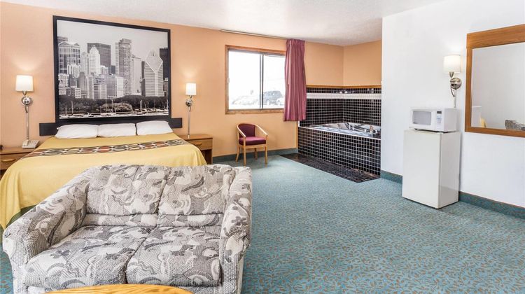Super 8 Bourbonnais/Kankakee Area Room