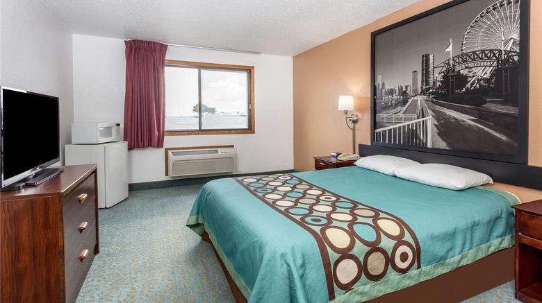<b>Super 8 Bourbonnais/Kankakee Area Room</b>. Images powered by <a href="https://iceportal.shijigroup.com/" title="IcePortal" target="_blank">IcePortal</a>.