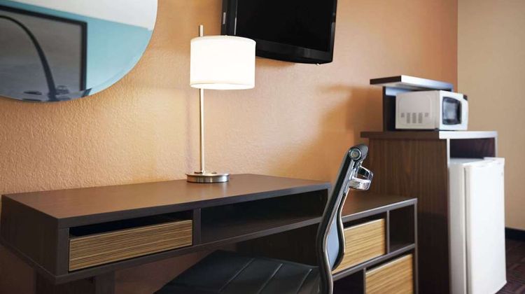 Super 8 Collinsville St. Louis Room