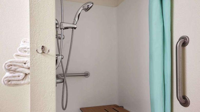 <b>Super 8 Collinsville St. Louis Room</b>. Images powered by <a href="https://iceportal.shijigroup.com/" title="IcePortal" target="_blank">IcePortal</a>.