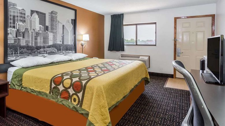 <b>Super 8 Dixon Room</b>. Images powered by <a href="https://iceportal.shijigroup.com/" title="IcePortal" target="_blank">IcePortal</a>.