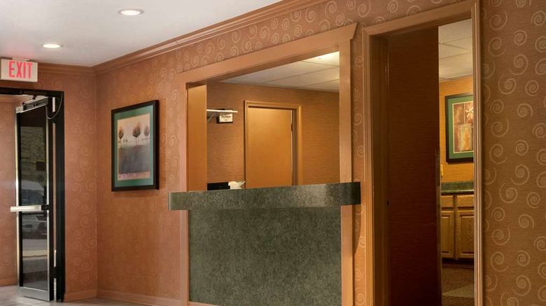 <b>Super 8 Peoria East Lobby</b>. Images powered by <a href="https://iceportal.shijigroup.com/" title="IcePortal" target="_blank">IcePortal</a>.